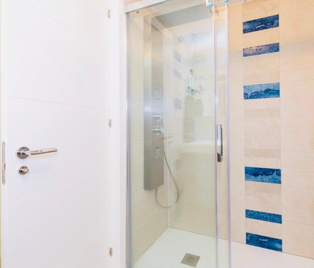 La Carihuela Lux Apartment Торемолинос Екстериор снимка